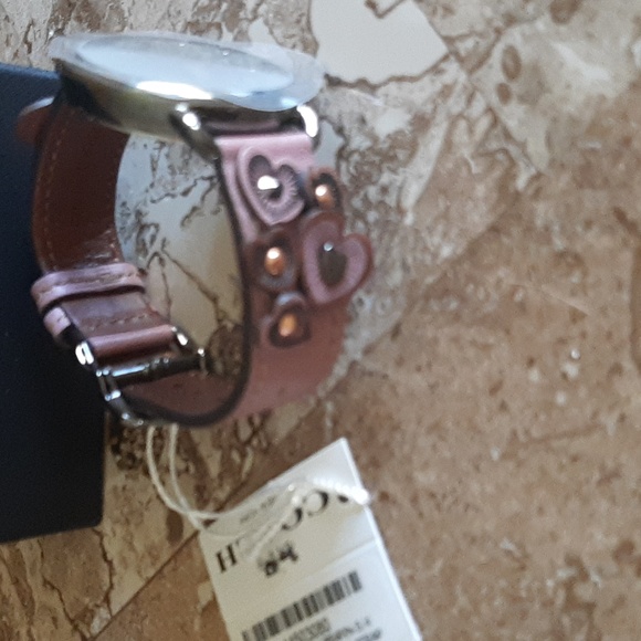 Coach Watch ⌚ with hearts on the band NWT - Picture 6 of 6